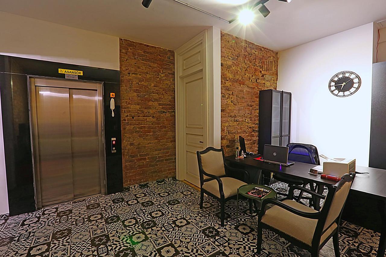 Istanbul Taksim Istiklal Street Kamil Hotel - Historical المظهر الخارجي الصورة