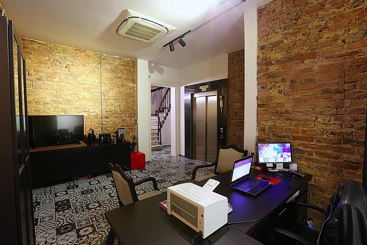 Istanbul Taksim Istiklal Street Kamil Hotel - Historical المظهر الخارجي الصورة