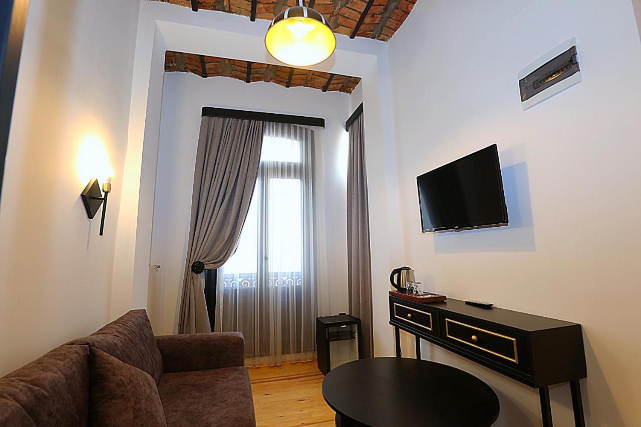 Istanbul Taksim Istiklal Street Kamil Hotel - Historical الغرفة الصورة